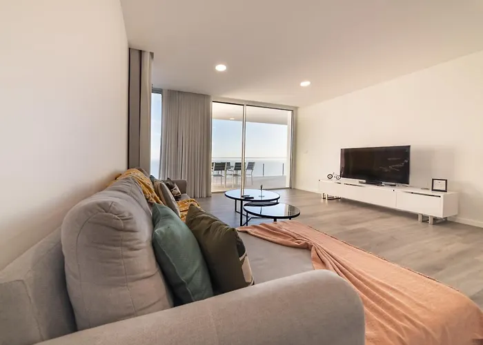 Stone House By Mth Campanário