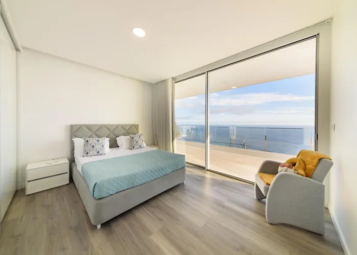 فيلة Stone House By Mth Campanário