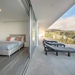 Villa Stone House By Mth Campanário