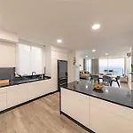 Villa Stone House By Mth Campanário